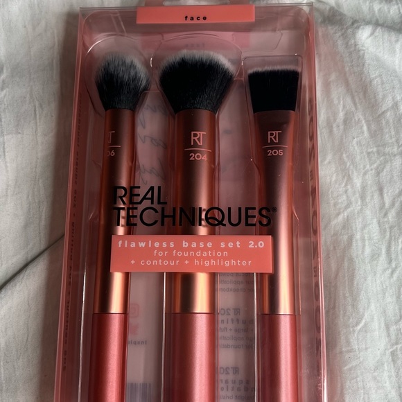 Real Techniques Flawless Base 2.0 Set